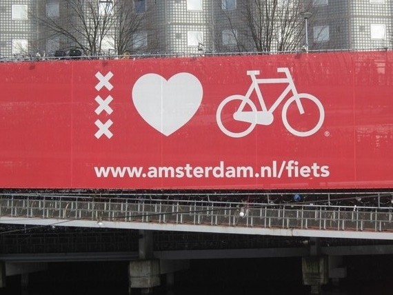 Parque de Bicicletas em Amesterdão